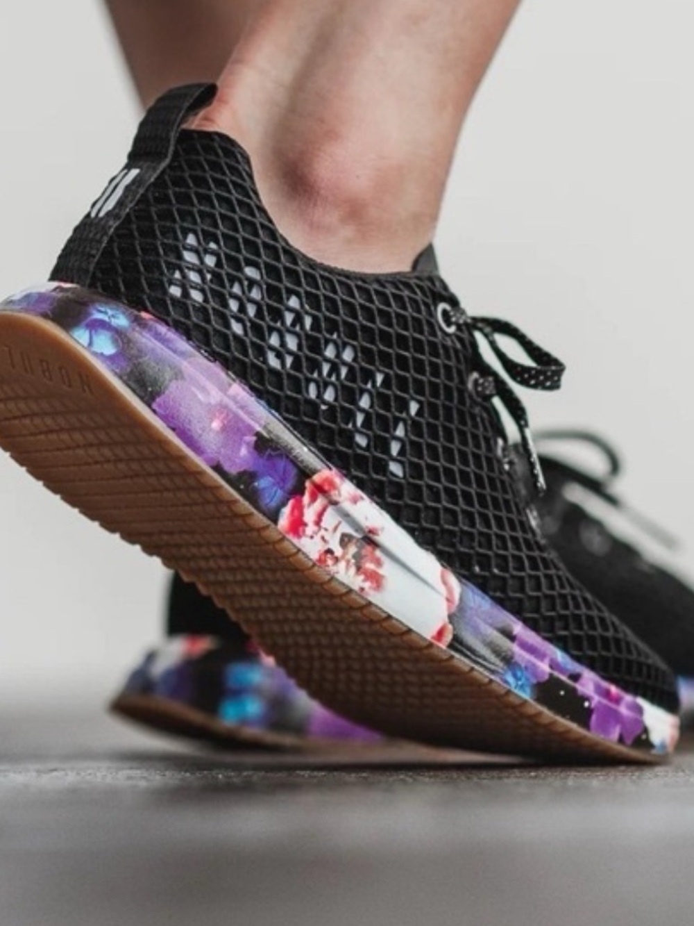 NOBULL Black Space Floral Mesh Runner Trainer Lace Up Sneakers Size 7